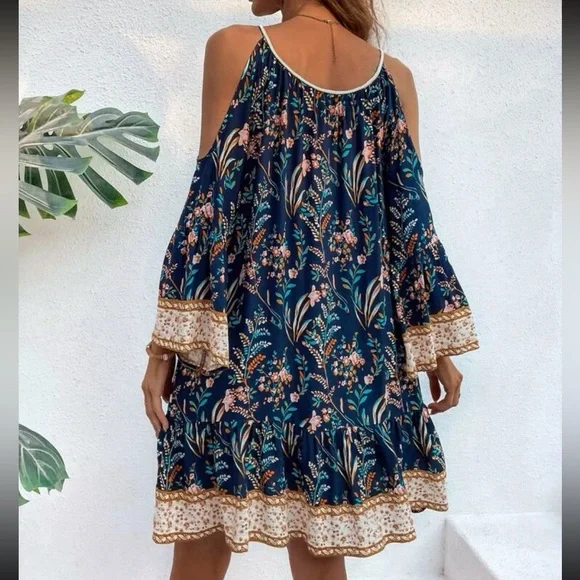Boho Floral Print Cold Shoulder Flare Sleeve Tassel Tie Dress - Picture 2 of 16